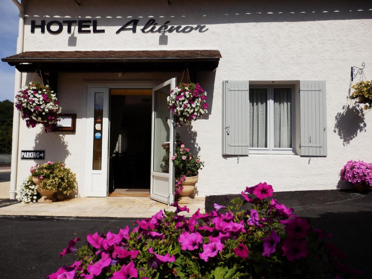 Hotel Alienor Brantôme Exterior foto